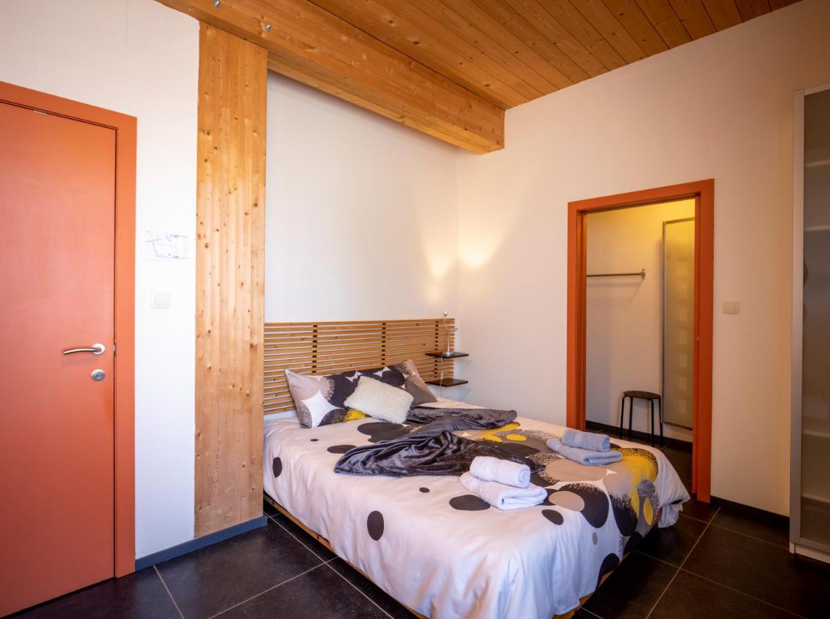 B&B Casa De Paja シント・トロイデン エクステリア 写真